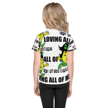 Load image into Gallery viewer, Diva On the Move! Girls&#39; crew neck t-shirt
